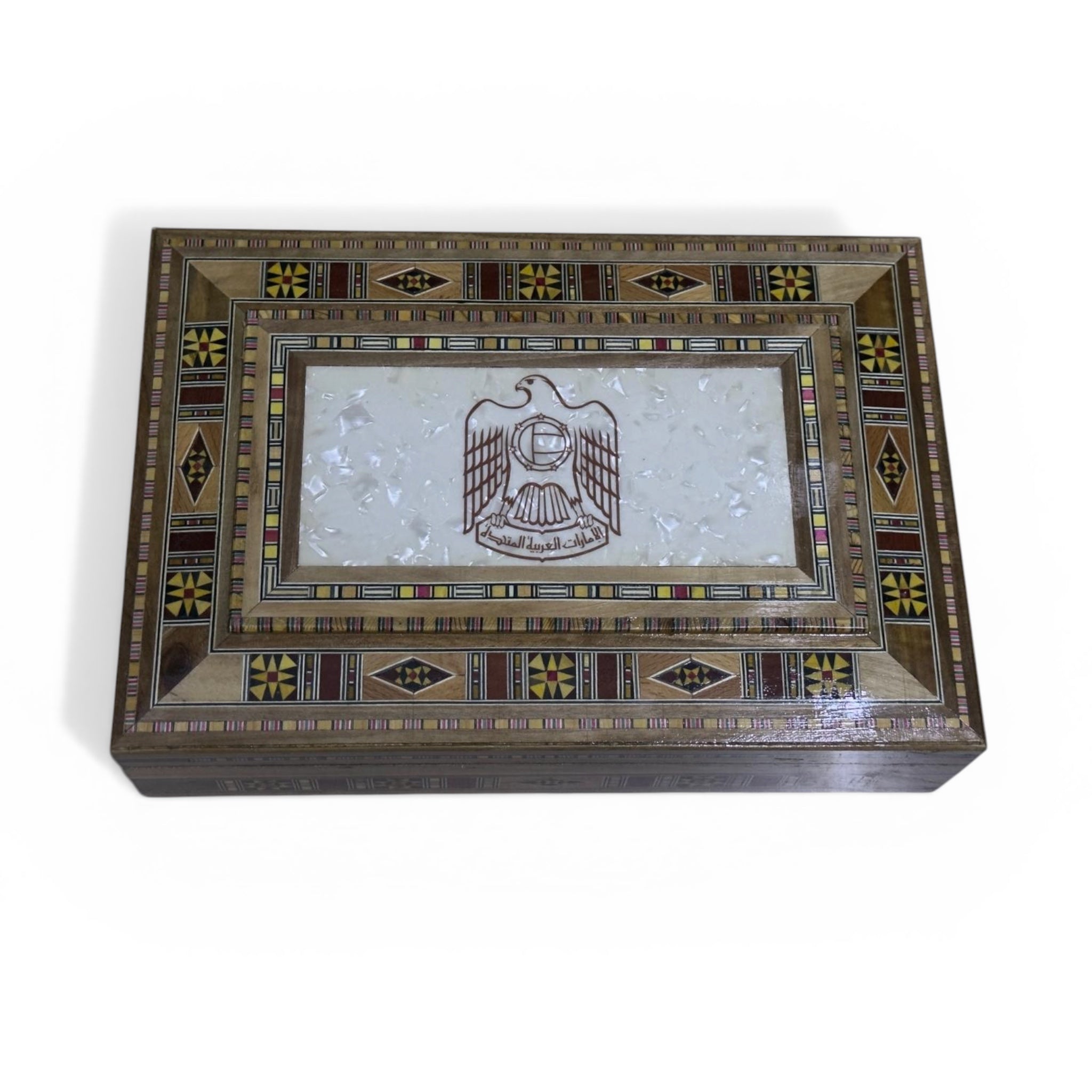 صندوق 30*20 بالشعار 